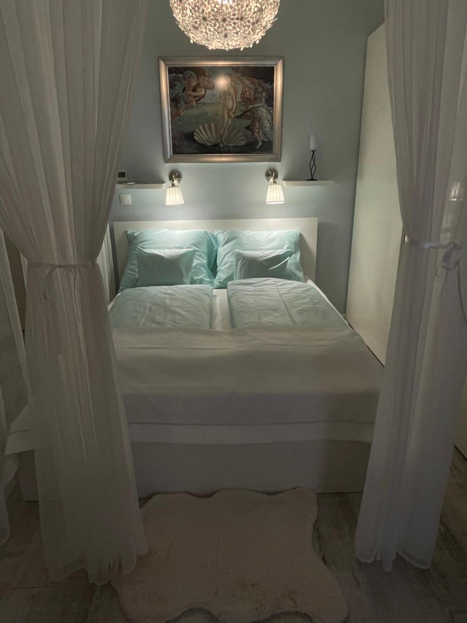 Syl Via Apartman Eger Ngoại thất bức ảnh